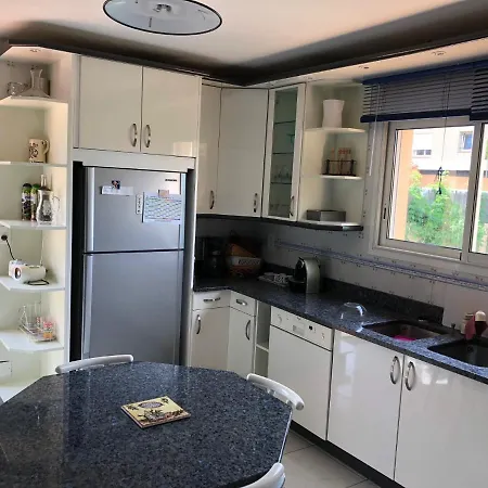 Belle Avec Piscine *