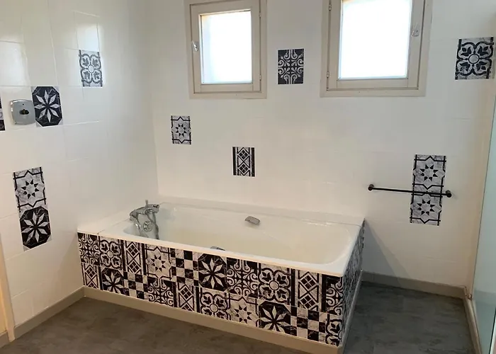 Belle Avec Piscine