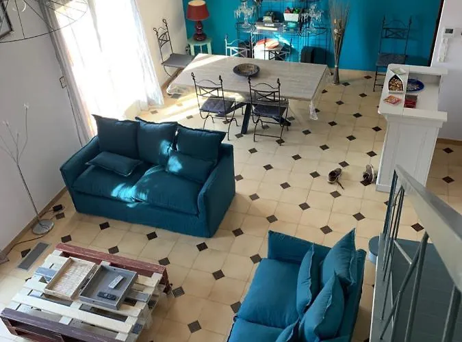 Belle Avec Piscine Villa